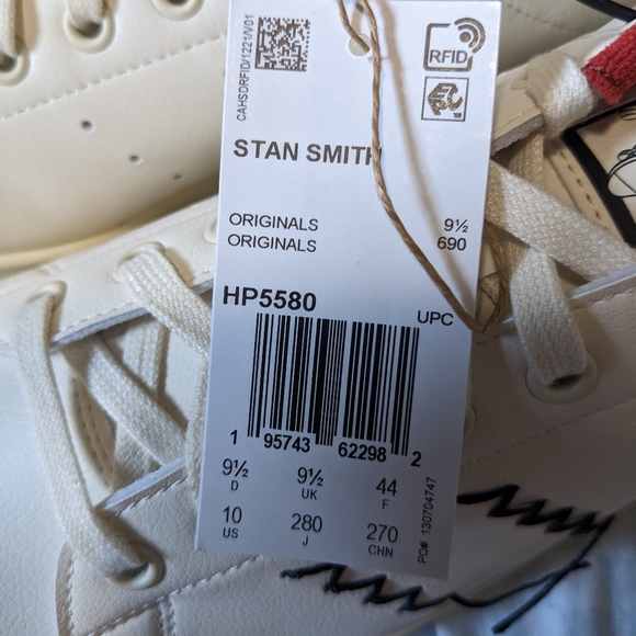 New Adidas Originals Stan Smith's x Disney Pinocchio. Size 10 no box - Picture 3 of 6